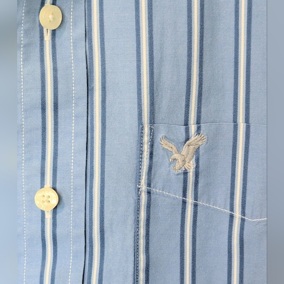 Vintage American Eagle Mens Shirt Button Down Light Blue Striped 100% Cotton EUC - Picture 3 of 5